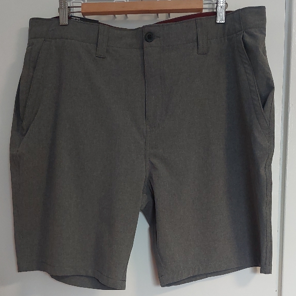 Denali Men's Gray Shorts NWT